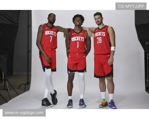 篮球PF：大前锋的篮板保护与内线得分技巧全面解析